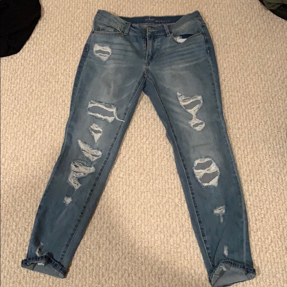 Ripped boyfriend jeans